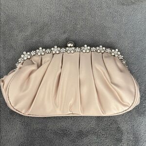 Elegant Pearl-Embellished Clutch